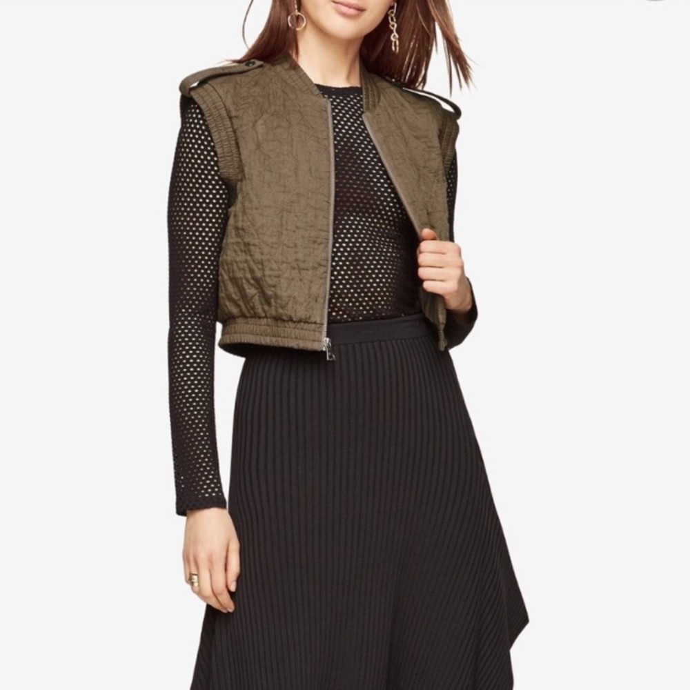 BCBG quilted vest crop